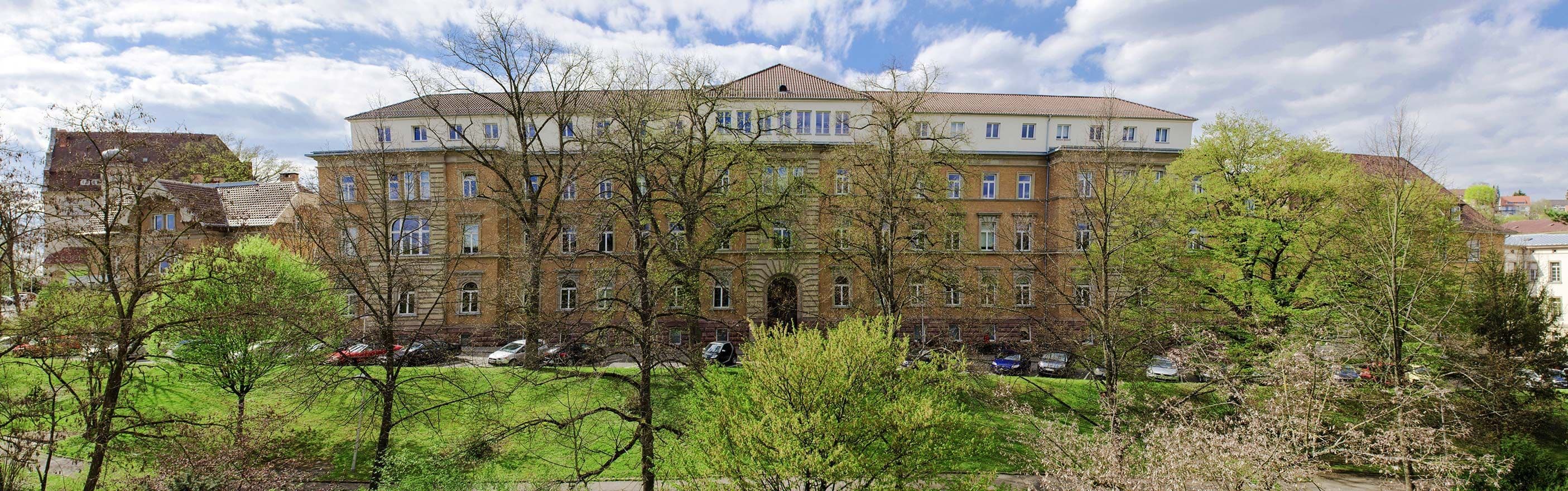 Das IWM-Gebäude von außen