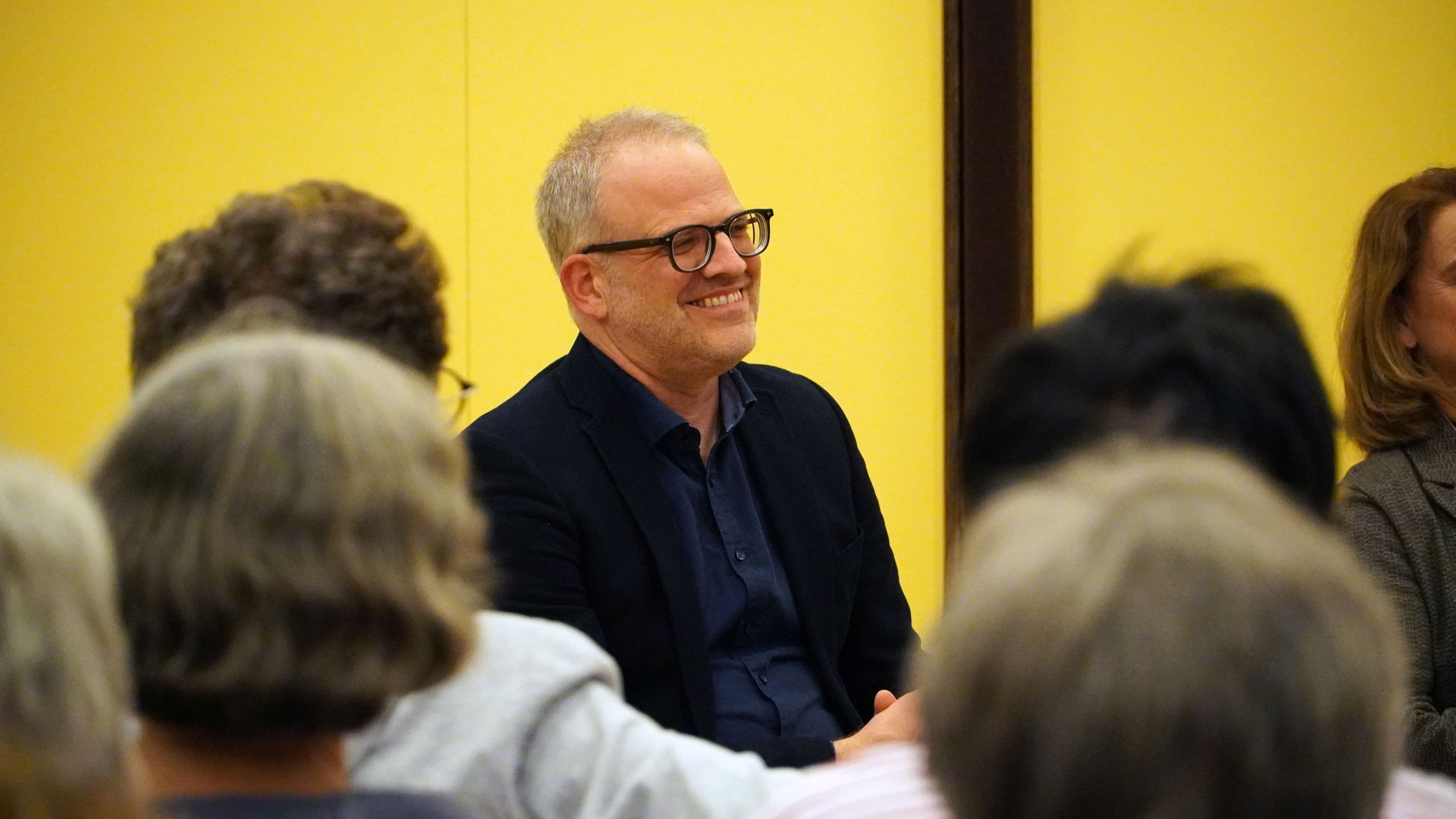 Martin Wendte auf der Bühne des Cannstatter Forums