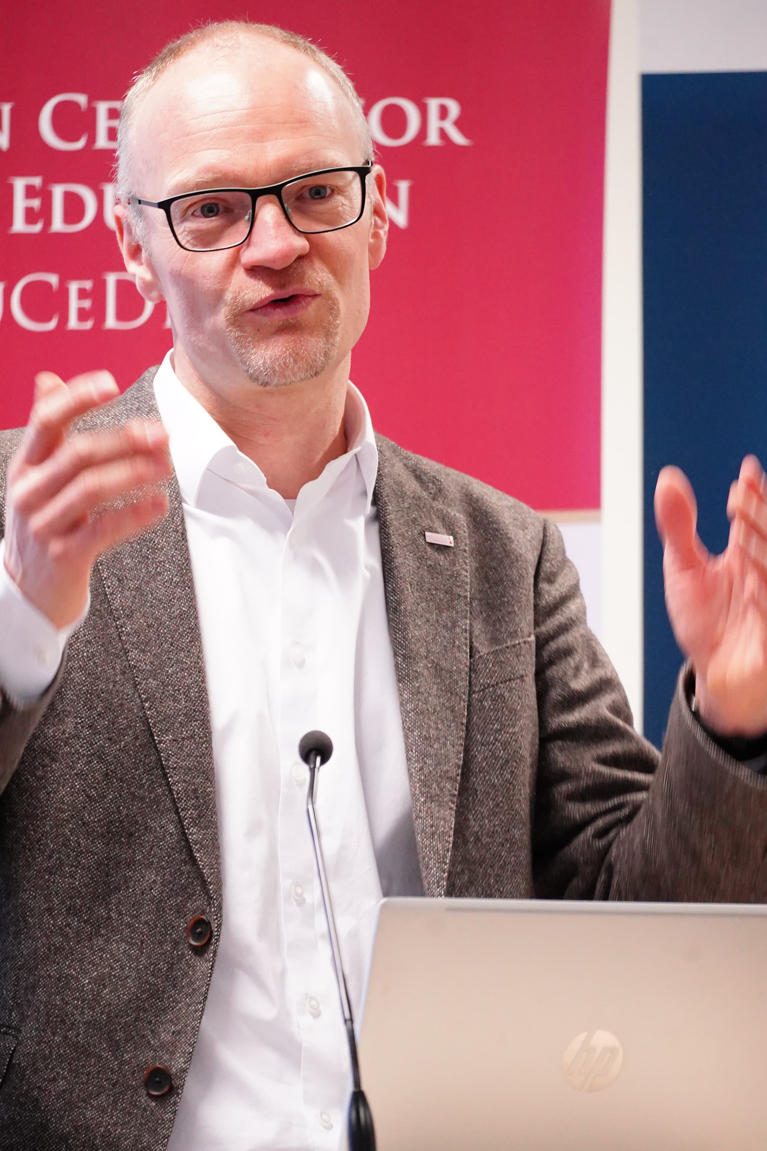 Prof. Dr. Samuel Wagner at Digital Education Day 2025 at the IWM in Tübingen